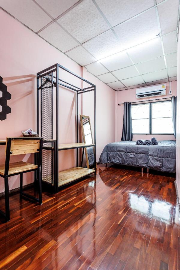 Baan Mee Suk Ayutthaya Hostel Ngoại thất bức ảnh