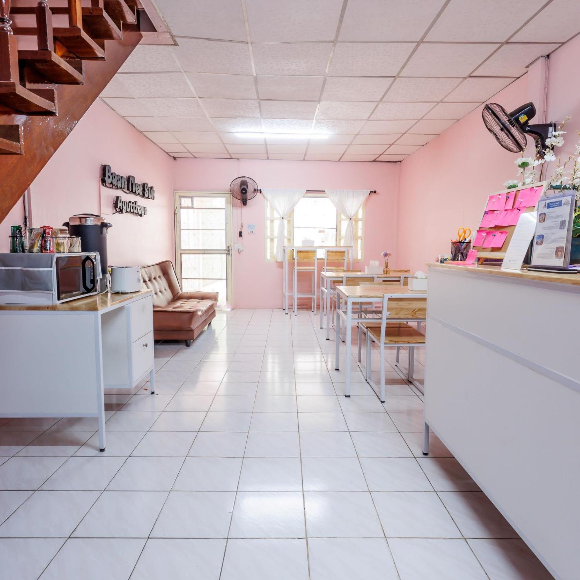 Baan Mee Suk Ayutthaya Hostel Ngoại thất bức ảnh