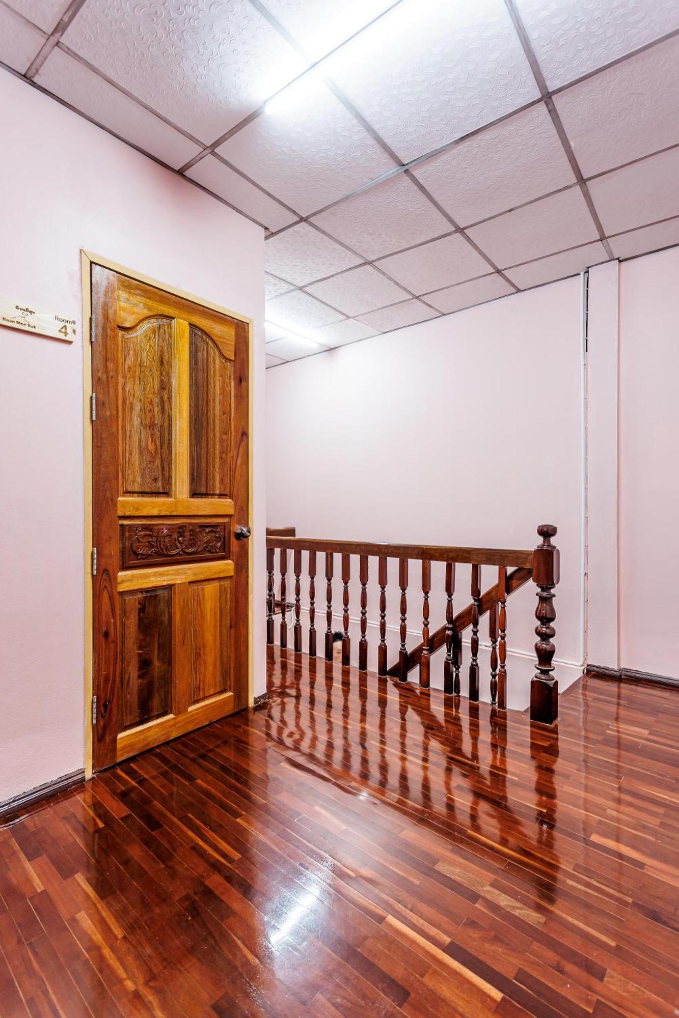 Baan Mee Suk Ayutthaya Hostel Ngoại thất bức ảnh